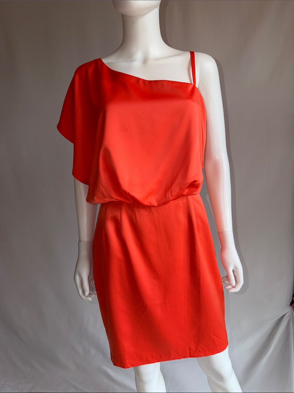 Women’s One-Shoulder Orange Dress